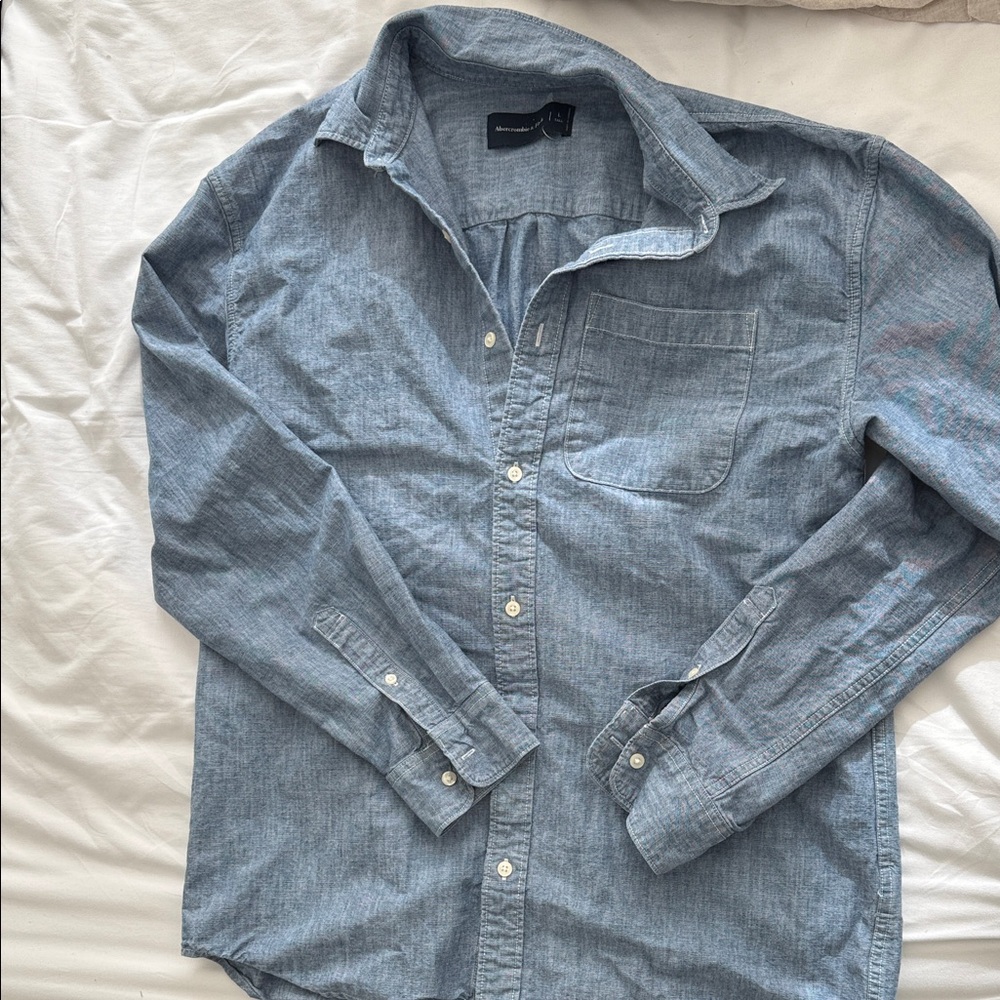 Abercrombie & Fitch Chambray Button-Down Shirt